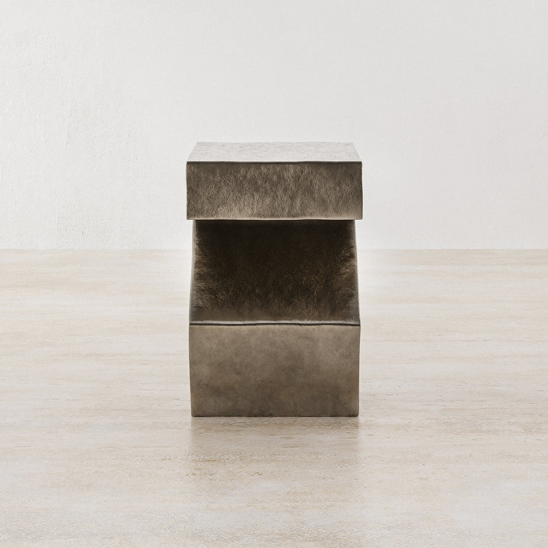 YUKI SIDE TABLE